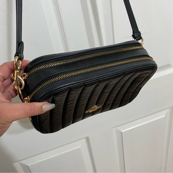 Coach Jes with Linear Quilting Black Crossbody - Picture 3 of 9